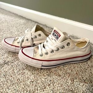 women’s white converse size 7 like new